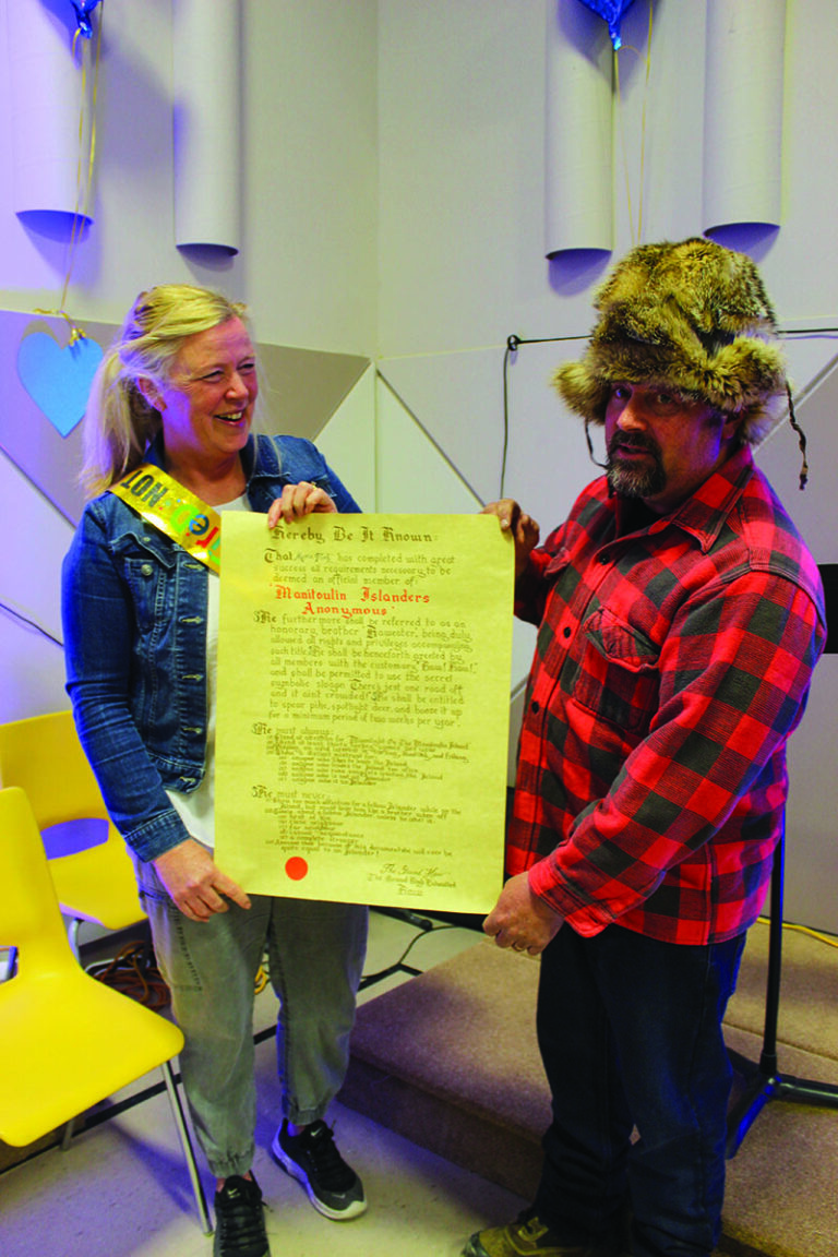 Beloved Manitoulin constable feted by Island community at retirement party