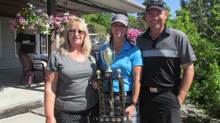 Gauthier-Dowling team win MICC mixed tournament