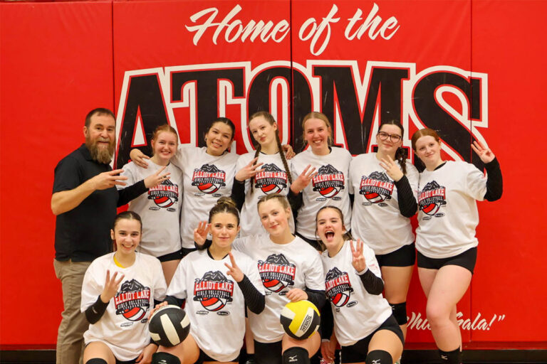 Mustangs senior volleyball team has a three-peat victory in Elliot Lake