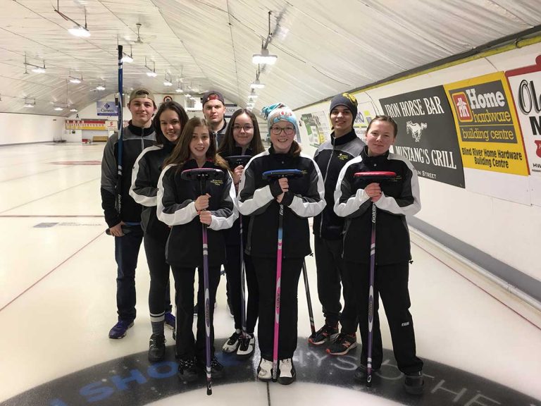 MSS boys’ and girls’ curling teams take part in North Shore playdowns