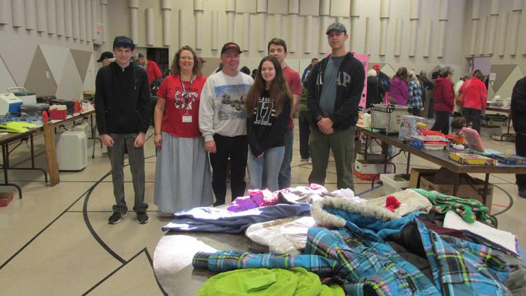 Manitoulin Navy League hosts successful giant indoor yard sale