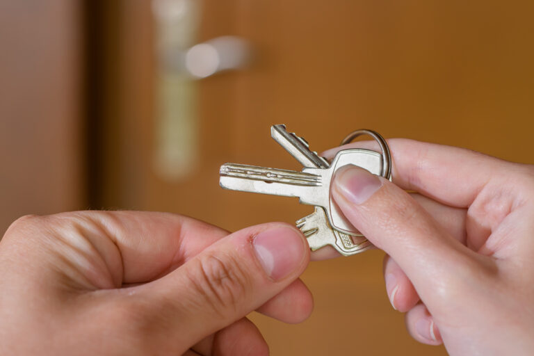 Federal economic update targets short-term rentals