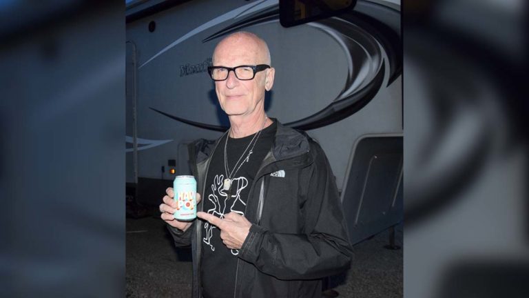 Rocker Kim Mitchell reflects on musicians in the age of pandemic