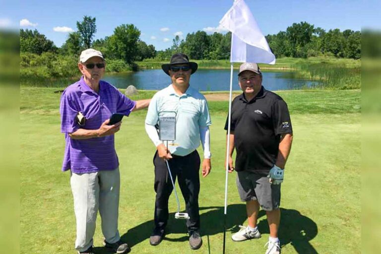 Wiikwemkoong golfers score holes-in-one