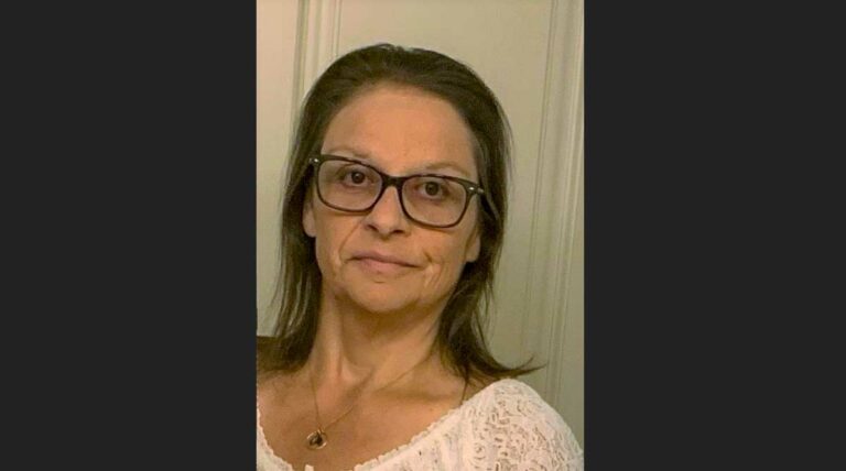 Gayle Payette helps youth through volunteerism