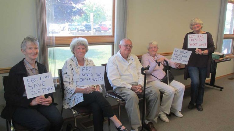 Citizen group supports transfer of Waggs Wood to EBC