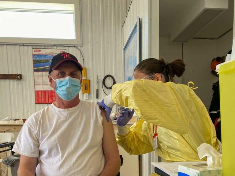 First vaccination clinic for West End held in Gordon